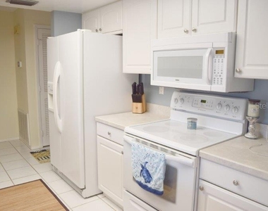 18608 Alphonse Circle - Photo Thumbnail 7