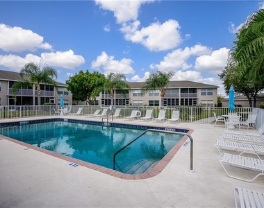 11644 Sw Egret Circle - Photo Thumbnail 46