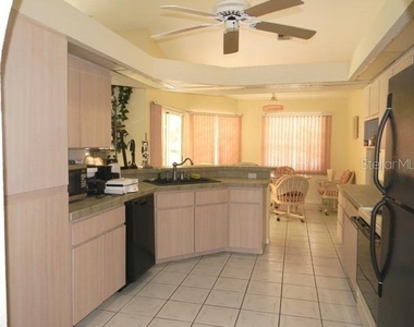 212 Boa Vista Street - Photo Thumbnail 3