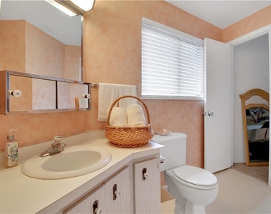 8335 Manasota Key Road - Photo Thumbnail 10