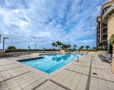 3313 Sunset Key Circle - Photo Thumbnail 1
