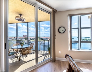 3313 Sunset Key Circle - Photo Thumbnail 22