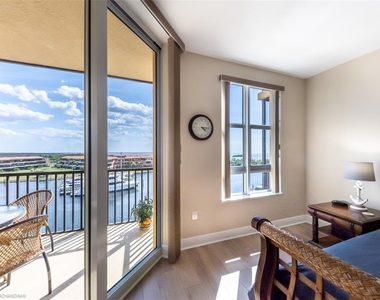 3313 Sunset Key Circle - Photo Thumbnail 21