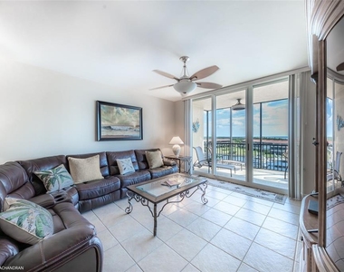 3313 Sunset Key Circle - Photo Thumbnail 17