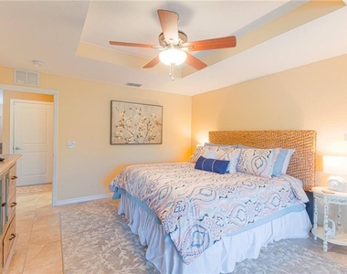 11268 Oceanspray Boulevard - Photo Thumbnail 12