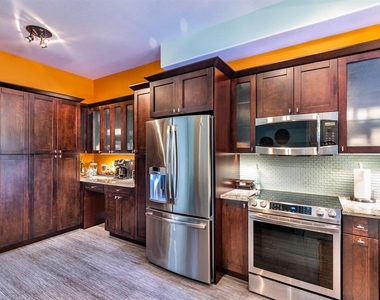 3334 Purple Martin Drive - Photo Thumbnail 9