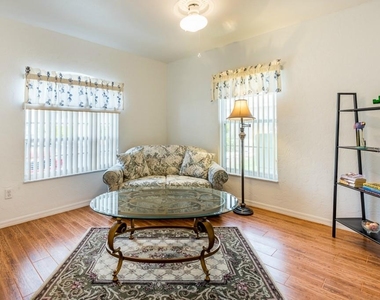 11644 Egret Circle - Photo Thumbnail 13