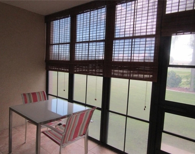 1211 Saxony Circle - Photo Thumbnail 8