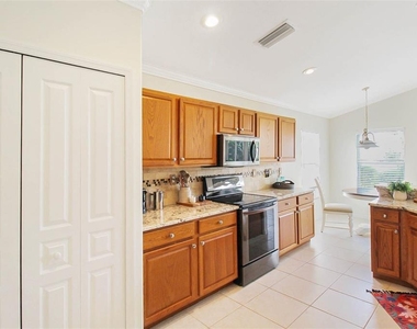 163 Braemar Avenue - Photo Thumbnail 17