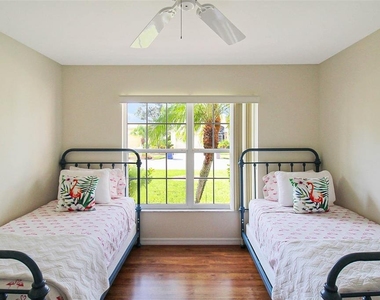 163 Braemar Avenue - Photo Thumbnail 5