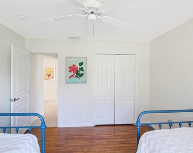 163 Braemar Avenue - Photo Thumbnail 6