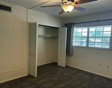 7461 W Country Club Drive N - Photo Thumbnail 14