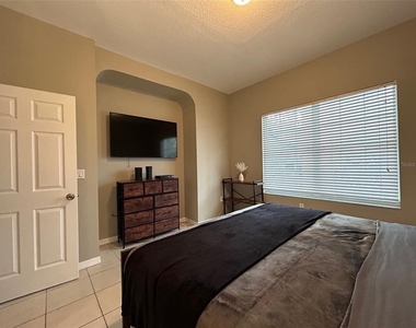 3604 54th Drive W - Photo Thumbnail 12