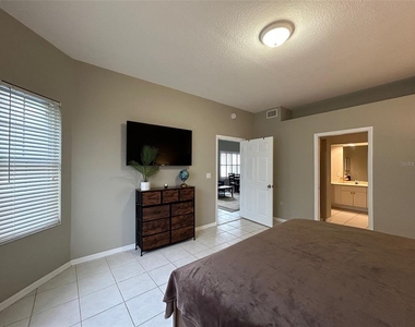 3604 54th Drive W - Photo Thumbnail 9