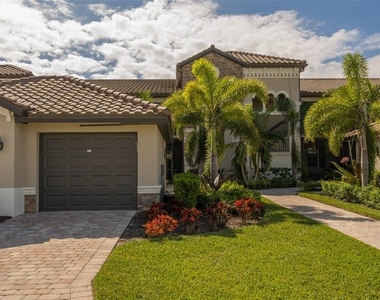 5624 Palmer Circle - Photo Thumbnail 1