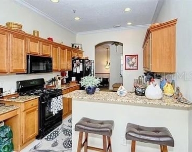 8263 Miramar Way - Photo Thumbnail 13