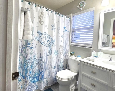 612 49th Street E - Photo Thumbnail 9