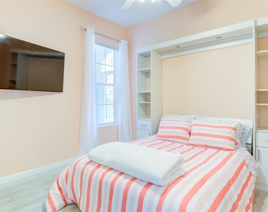 5622 Octonia Place - Photo Thumbnail 30