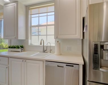 5622 Octonia Place - Photo Thumbnail 13