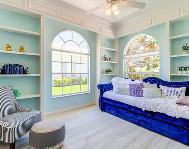 5622 Octonia Place - Photo Thumbnail 8
