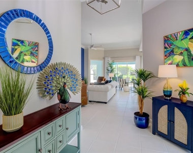5622 Octonia Place - Photo Thumbnail 10