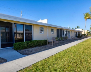 6006 Midnight Pass Road - Photo Thumbnail 21