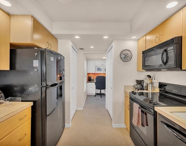 6480 Midnight Pass Road - Photo Thumbnail 29