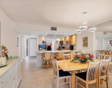 6480 Midnight Pass Road - Photo Thumbnail 10