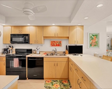 6480 Midnight Pass Road - Photo Thumbnail 31
