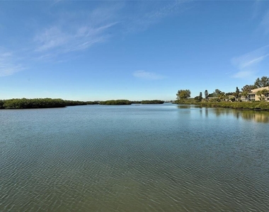 1633 Boathouse Circle - Photo Thumbnail 58