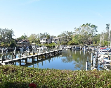 1633 Boathouse Circle - Photo Thumbnail 24