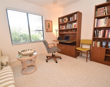 1633 Boathouse Circle - Photo Thumbnail 16