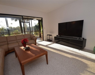1633 Boathouse Circle - Photo Thumbnail 4
