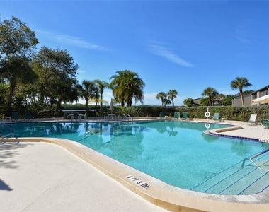 1633 Boathouse Circle - Photo Thumbnail 51
