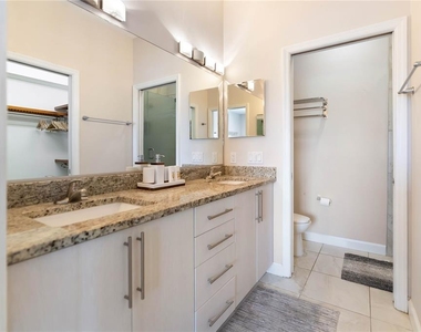 6616 7th Avenue Circle W - Photo Thumbnail 9