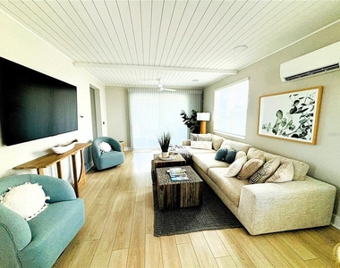 4333 Saltwater Pearl Way - Photo Thumbnail 6
