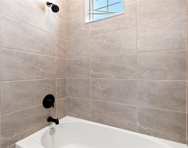 4333 Saltwater Pearl Way - Photo Thumbnail 23
