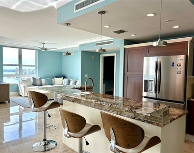 1350 Main Street - Photo Thumbnail 6