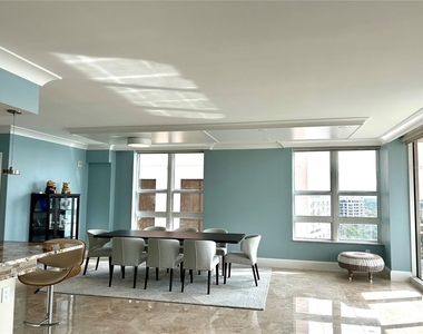1350 Main Street - Photo Thumbnail 12