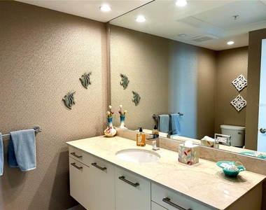 1350 Main Street - Photo Thumbnail 23