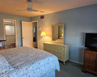 5906 Garden Lane - Photo Thumbnail 12