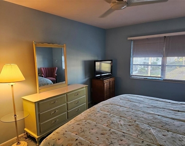5906 Garden Lane - Photo Thumbnail 10