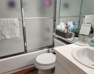 5515 Fair Oaks Street - Photo Thumbnail 8