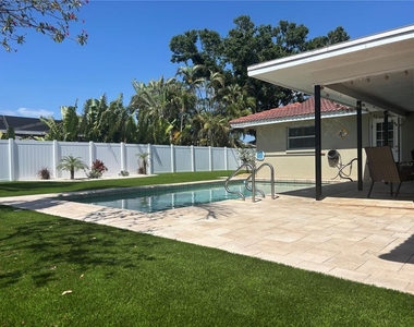 2921 Captiva Drive - Photo Thumbnail 46
