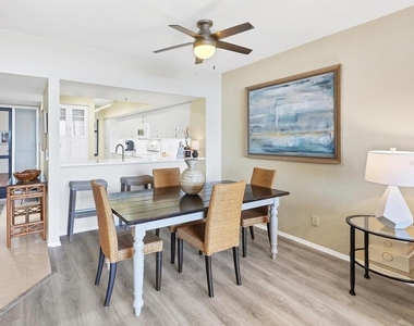 1930 Harbourside Drive - Photo Thumbnail 10