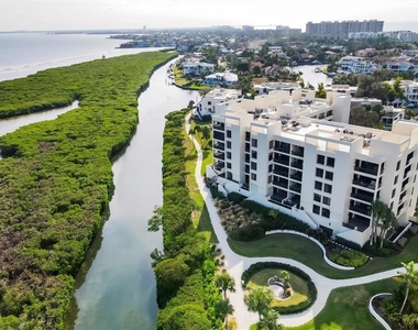 1930 Harbourside Drive - Photo Thumbnail 29