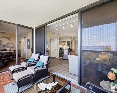 1930 Harbourside Drive - Photo Thumbnail 18