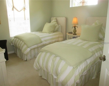 5547 Key West Place - Photo Thumbnail 8