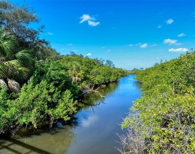 5547 Key West Place - Photo Thumbnail 57