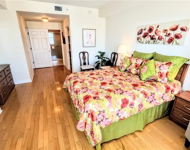 750 N Tamiami Trail - Photo Thumbnail 17